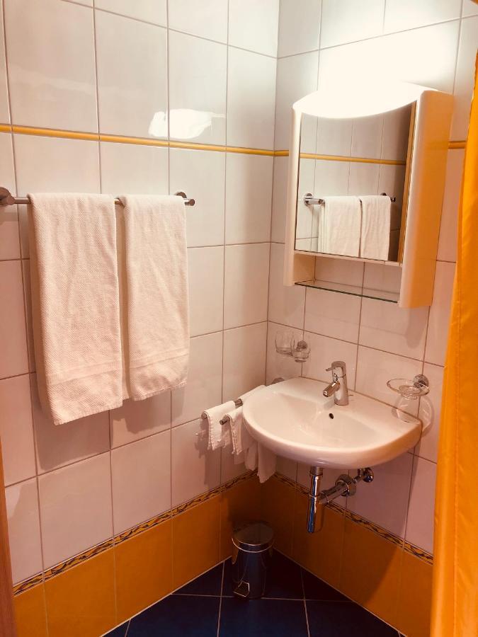 Wonderful & Private Room With En-Suite Bathroom Triesenberg Exteriér fotografie