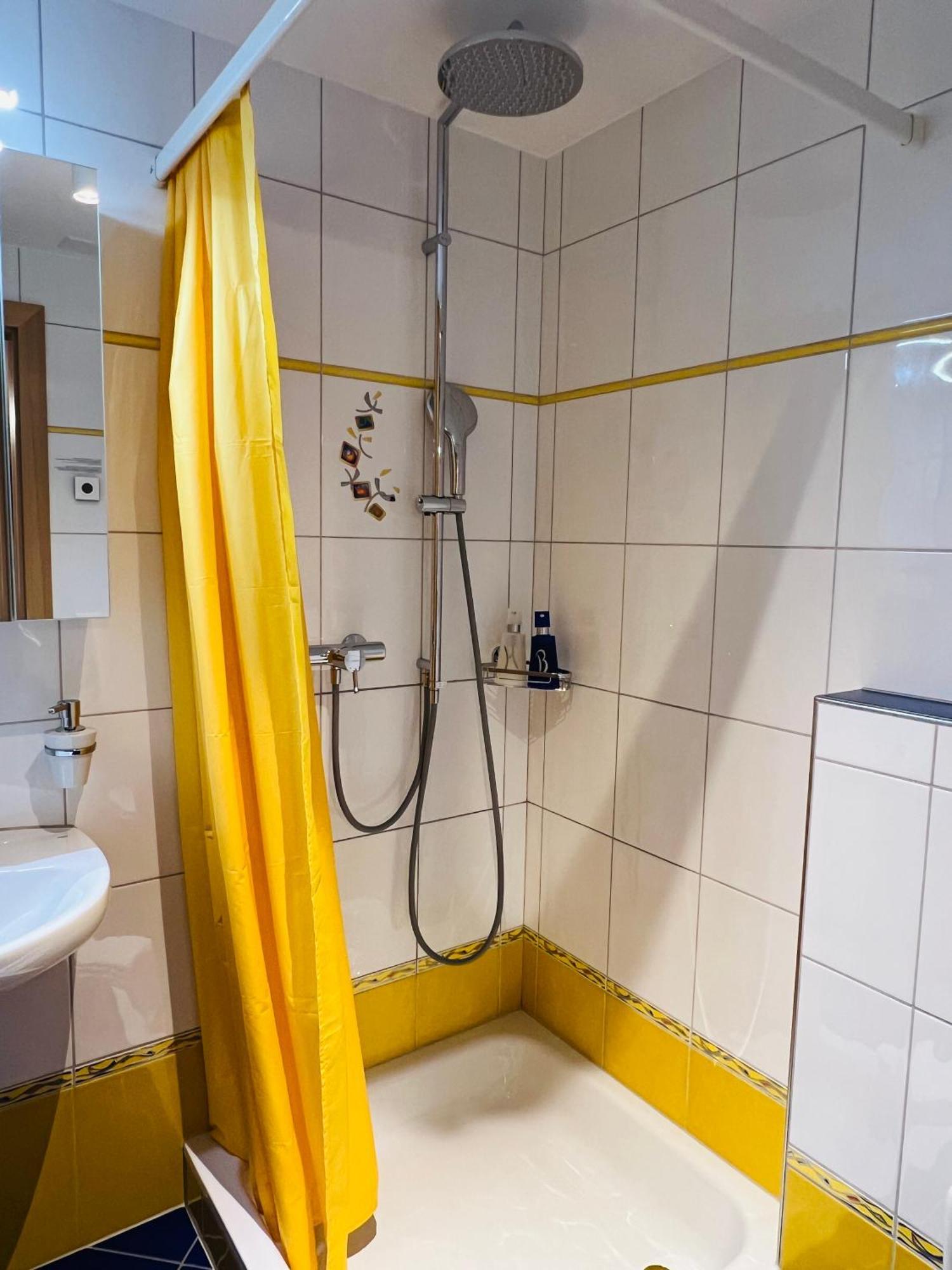 Wonderful & Private Room With En-Suite Bathroom Triesenberg Exteriér fotografie